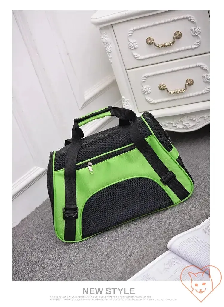 Breathable Pet Travel Bag – Four-Sided Mesh Cat & Dog Carrier with Cotton Mat